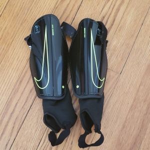 Nike Charge shin guards